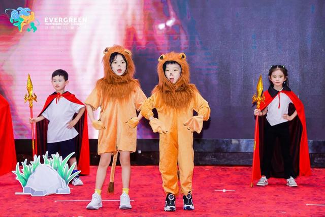 买球软件从森林到舞台!平洲自然树儿童之家音乐会奏响森林乐章(图2) 买球软件从森林到舞台!平洲自然树儿童之家音乐会奏响森林乐章(图2)